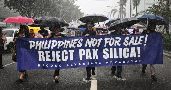 Tech Bros and the Trump Administration Are Building an AI Empire—In the Philippines – Mother Jones